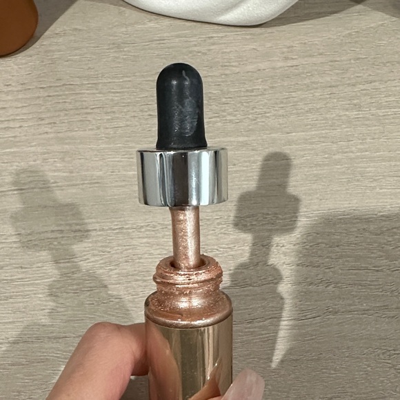 COVER FX Custom Enhancer Drops - Shimmering Gold - Picture 2 of 2